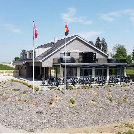 Hotel Restaurant & Spa Les Planets Les Rasses Exterior foto